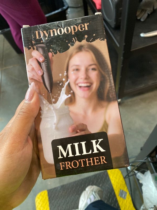 Photo 1 of **UNTESTED**
Dynooper Electric Milk Frother Handheld: Rechargeable 3 in 1 - LED Digital Display with 3 Speeds Portable Stainless Steel Drink Foam Mixer for Milk Coffee, Lattes - Starlight Black