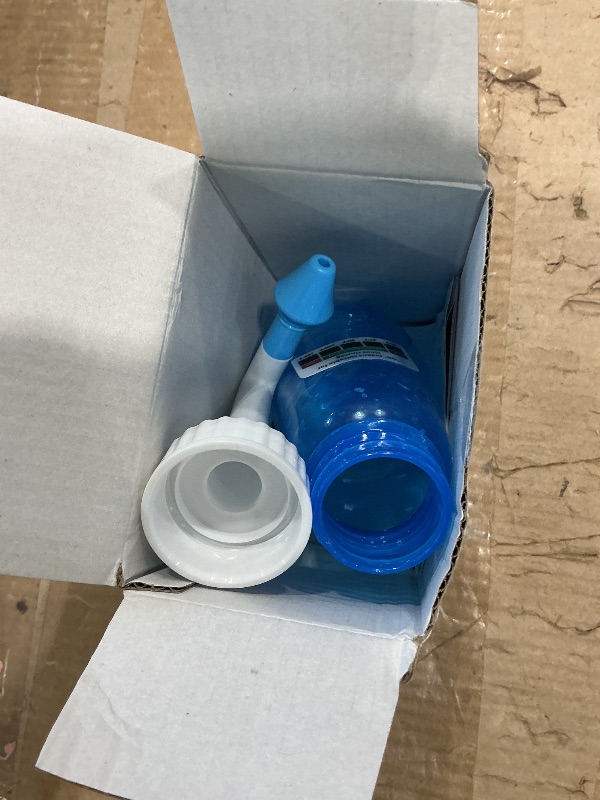 Photo 1 of *Missing Parts - See Clerk Notes*
CYOUH Neti Pot Sinus Rinse Bottle 300 ML with 30 Nasal Wash Salt Packets and Sticker Thermometer Nose Wash Cleaner Pressure Rinse Nasal Irrigation for Adult & Kid BPA Free (Blue)