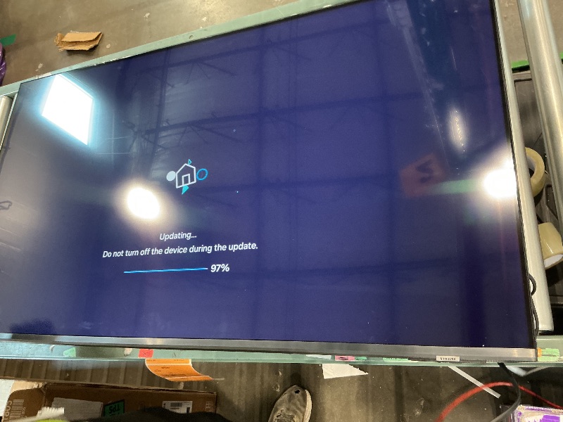 Photo 1 of *MAJOR DAMAGE*
Samsung 50-Inch Class Crystal UHD U8000F 4K Smart TV (2025 Model) Endless Free Content, Crystal Processor 4K, MetalStream Design, Knox Security, Alexa Built-in