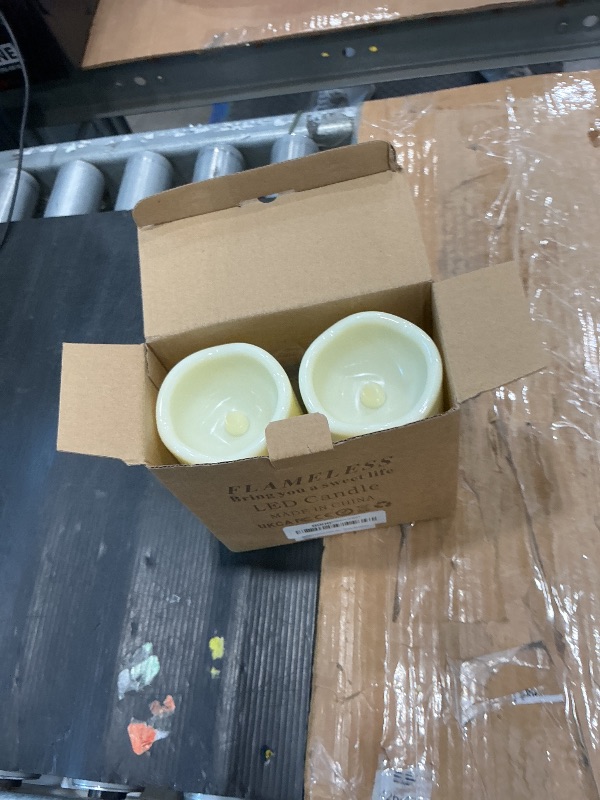 Photo 1 of **UNTESTED**
Biyanuo 2PACK Outdoor Plastic flameless Candles with Remote Control and Timer, LED Flickering Battery Operated Electric Pillar Candles (D3 xH5.5) for Camping, Weddings, Home Decoration