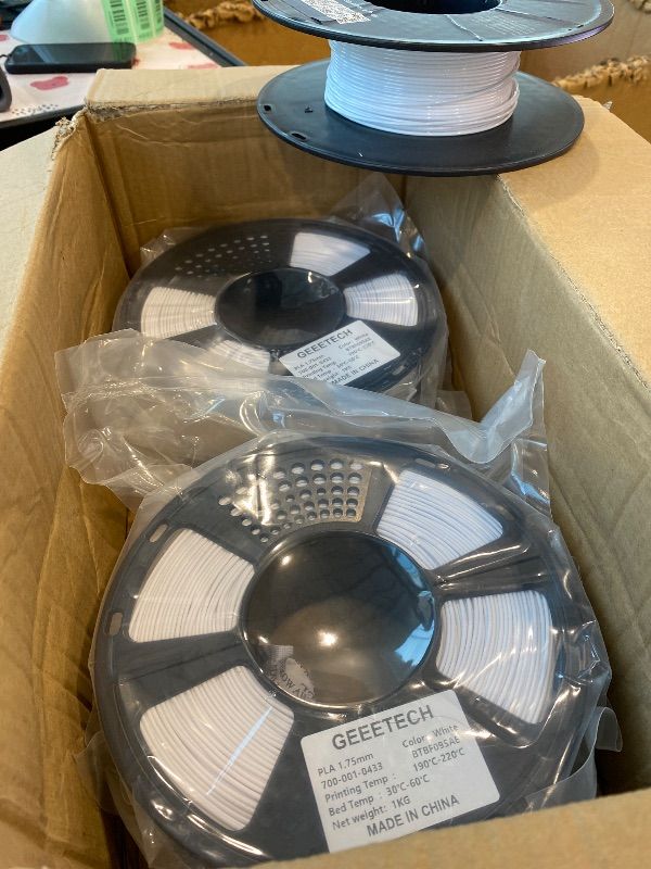 Photo 1 of **MISSING PARTS**
Deeplee PLA 1.75mm 3D Printer Filament, Dimensional Accuracy +/- 0.02mm, Neatly Wound, No Clogging, Vacuum Package, Fits for Most FDM 3D Printers, Cardboard Spool 2kg Black