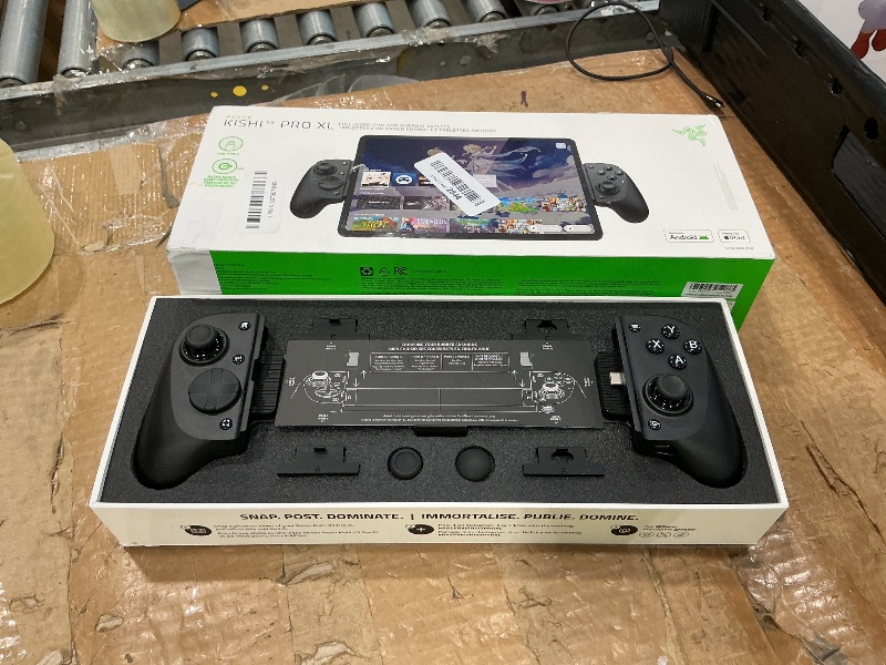 Photo 1 of ***NOT WORKING*** Razer Kishi V3 Pro XL Gaming Controller for iPad & Android Tablets up to 13": Full Sized TMR Thumbsticks - Dual Back Buttons - Wired & Remote Play for PC - HD Haptics - 6 Free Months of Apple Arcade