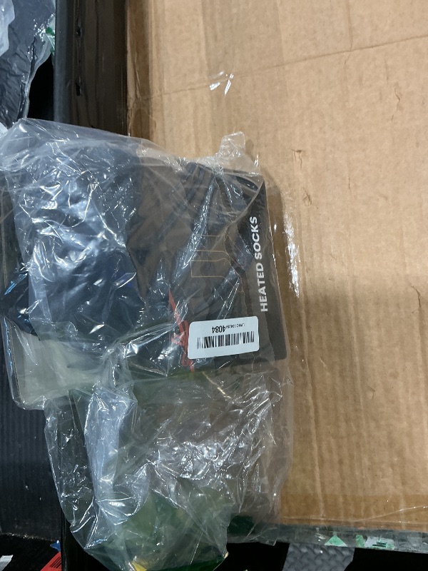 Photo 1 of *MISSING PARTS - see clerk notes*
Rabbitroom Men Heated Socks Rechargeable Electric Up to 10 Hours Washable Socks with 3 Heating Levels,Foot Sole Warmers for Arthritis Relief Ideal for Hunting Skiing Winter Outdoor Sports(Medium Size)