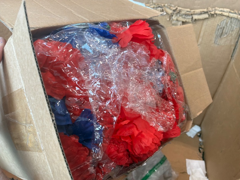 Photo 1 of [Stems have difficulty sticking together] Thiccywoov 180 Pcs Red Blue White Carnations Artificial Flowers 4th of July 250th Anniversary Decor Fake Silk Patriotic Carnation with 6" Stem for Memorial Veterans Day Cemetery Wreaths DIY Crafts