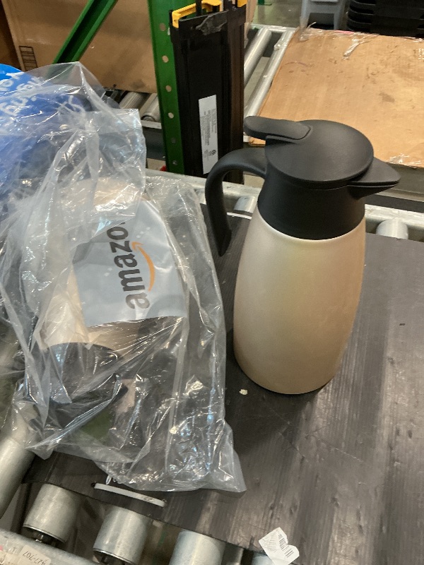 Photo 1 of 2 Insulated Pitcher, Insulated Coffee Carafe Portable 2L Capacity Coffee Insulated Vacuum Dispenser Stainless Steel Pitcher With Lid for Hot Water Milk Coffee Tea Soup (Silver)