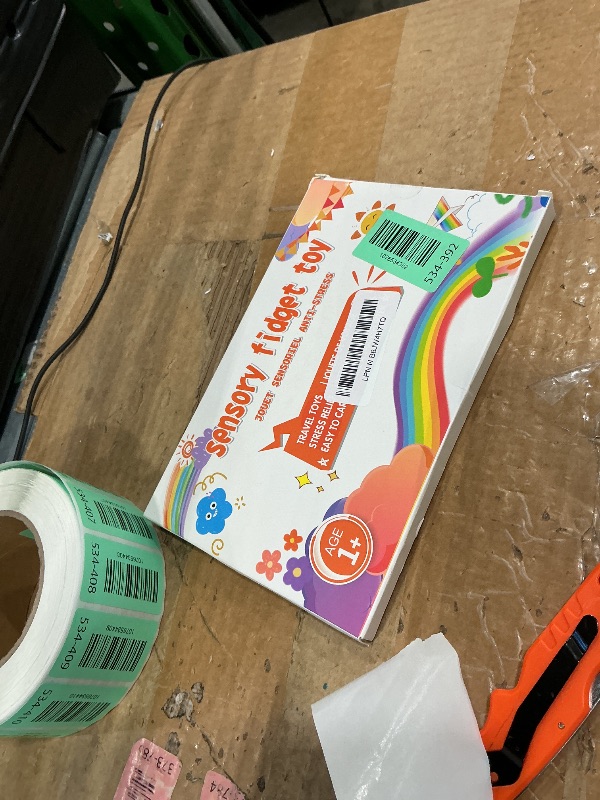 Photo 1 of **USED - MINOR DAMAGE**
Sensory fidget toy