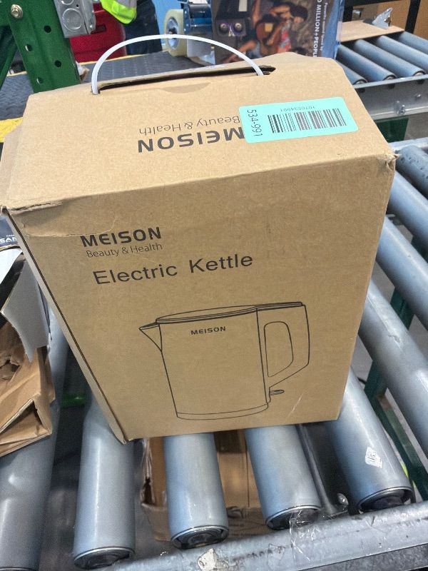Photo 1 of **Untested**
MEISON Electric Kettle, 1.7 L Double Wall Food Grade Stainless Steel Interior Water Boiler, Coffee Pot & Tea Kettle, Auto Shut-Off and Boil-Dry Protection, 1200W, 2 Year Warranty(Black)