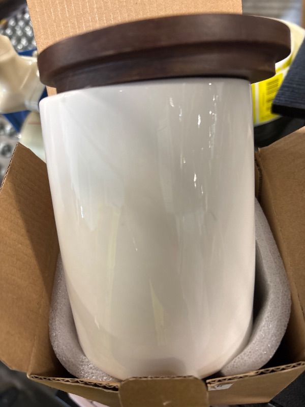Photo 1 of **LID DOESNT FIT**
DAYYET Large Garlic Keeper for Counter, Ceramic Garlic Keeper with Acacia Wood Lid, Garlic Holder Storage Container, Garlic Saver for Kitchen, Farmhouse Kitchen Decor and Accesorries, White