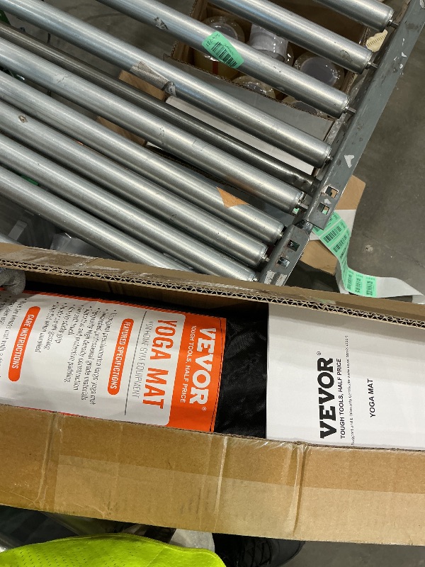Photo 1 of  vevor yoga mat