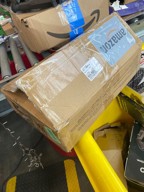 Photo 1 of **UNTESTED**
VEVOR Arch Backdrop Stand, 8 x 8 ft, Stable Structure, Easy Assembly, Square Gold Metal Arch Backdrop Stand for Wedding, Birthday Party, Graduation, Holiday Celebration, and Ceremony Decoration