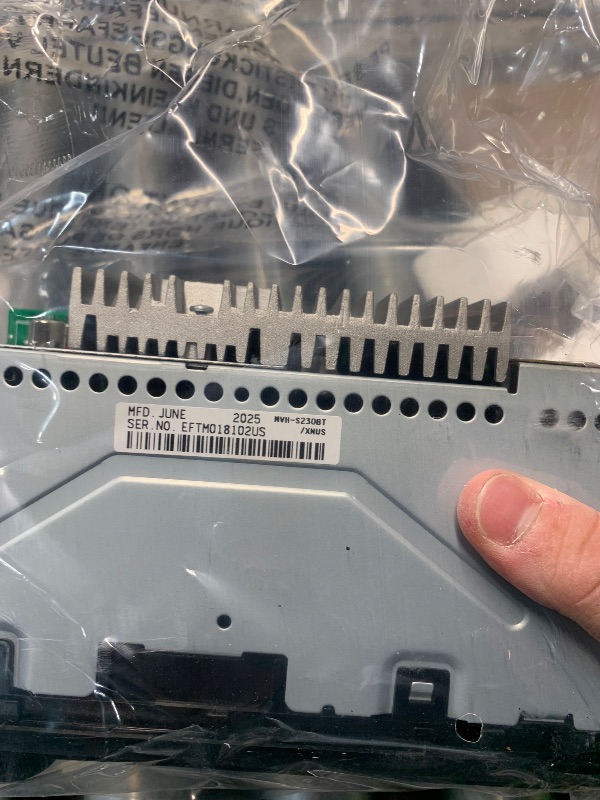 View 4 of ***MISSING PARTS***
Pioneer MVH-S230BT 1-Din Digital Media Receiver – Bluetooth, USB, 50W x 4 Output, AM/FM Radio, iPhone/Android Compatible, Front/SW (Mono) Selectable RCA Output