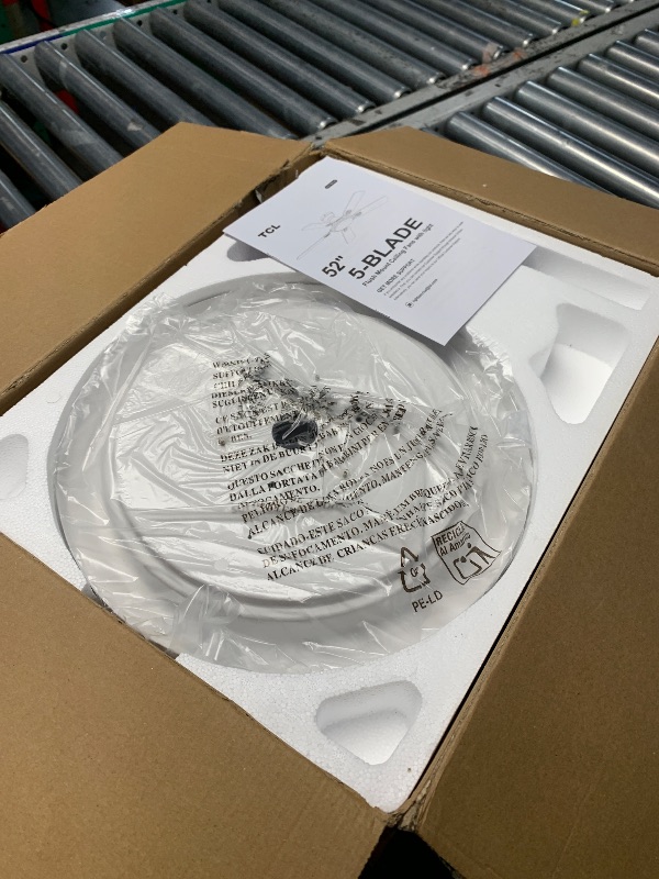 Photo 1 of ***MISSING PARTS***
TCL Ceiling Fans with Lights, 52 Inch Low Profile Ceiling Fan with Light and Remote Control, Flush Mount, DC Reversible Motor, Noiseless, 6 Speeds Ceiling Fan for Bedroom (White)