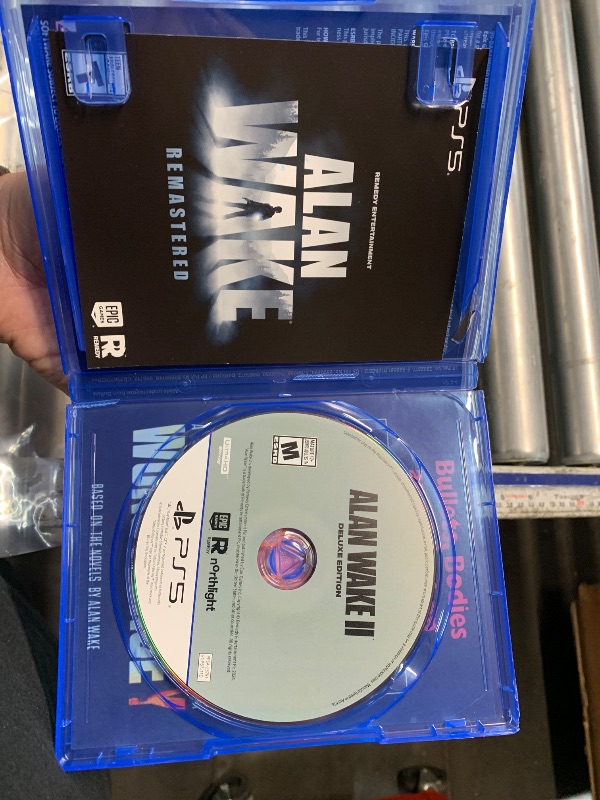 Photo 1 of ***DAMAGED - SEE NOTES/PICTURES*** Alan Wake 2 Deluxe Edition - PlayStation 5