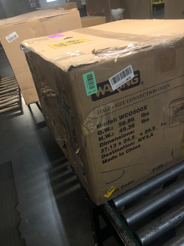 Photo 1 of ***Missing racks and pan***
Waring Commercial WCO500X Half Size Pan Convection Oven, 120V, 5-15 Phase Plug, Steel