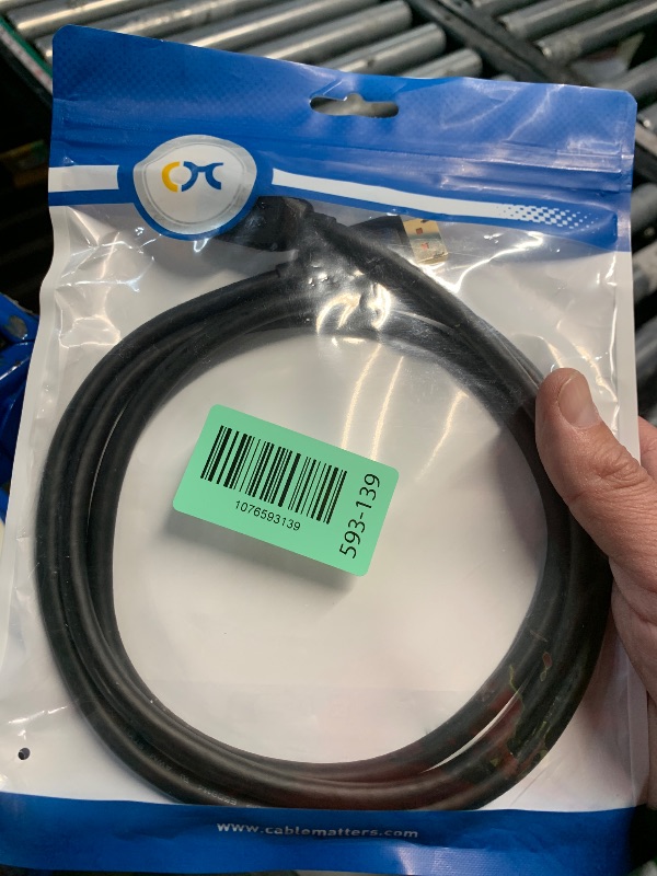 Photo 1 of [VESA Certified] Cable Matters 80Gbps DisplayPort 2.1 Cable - 4.9ft / 1.5m, DP80 Cable with 16K 60Hz, 8K 240Hz, 4K 240Hz, FreeSync, G-SYNC and HDR for Gaming Monitor, PC, RTX 4080/4090, RX 7900, Black