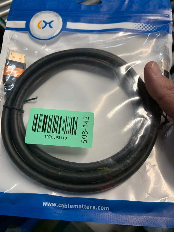 Photo 1 of [VESA Certified] Cable Matters 80Gbps DisplayPort 2.1 Cable - 4.9ft / 1.5m, DP80 Cable with 16K 60Hz, 8K 240Hz, 4K 240Hz, FreeSync, G-SYNC and HDR for Gaming Monitor, PC, RTX 4080/4090, RX 7900, Black