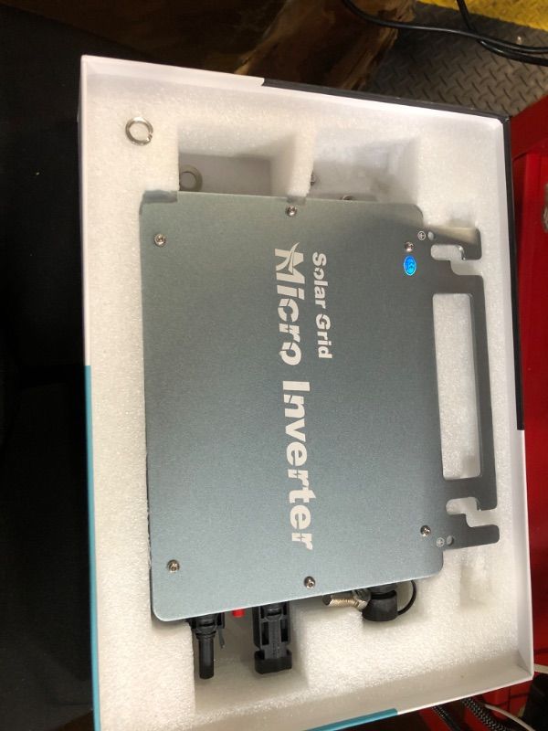 Photo 1 of ***MISSING PARTS***
Grid Tie Solar Power Inverter, 550W APP Control Single Phase Solar Grid Tie Micro Inverter Remote Monitoring and Control Solar Grid Micro Inverter
