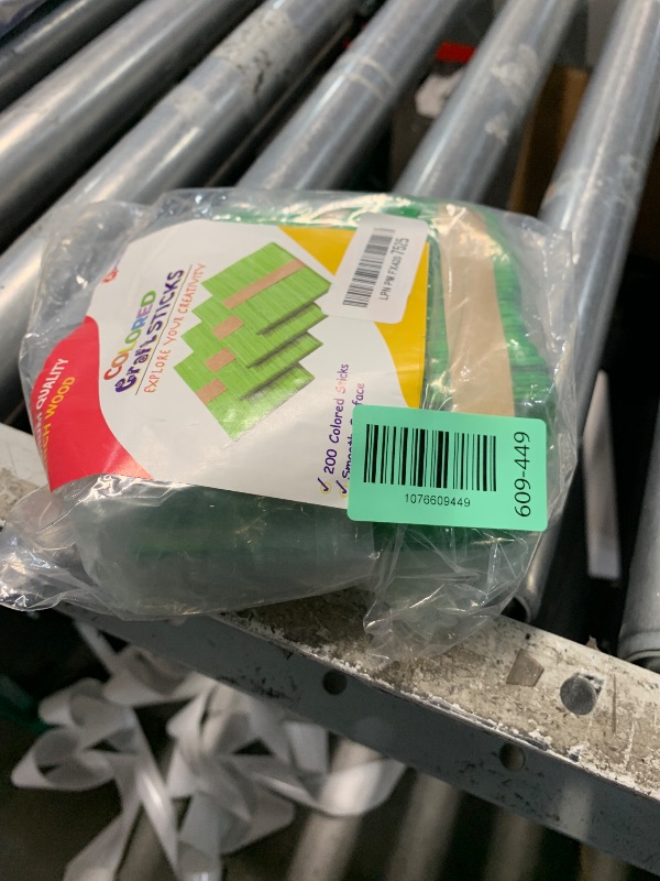 Photo 1 of ***MISSING PARTS***
***MISSING PARTS***
Apremont 200 pcs Green Colored Wooden Craft Sticks, Popsicle Stick, Arts and Crafts, Best for DIY Games Making, Building Designs or Kids Education, 4.5 inch Long (4.5 Inches, Green)