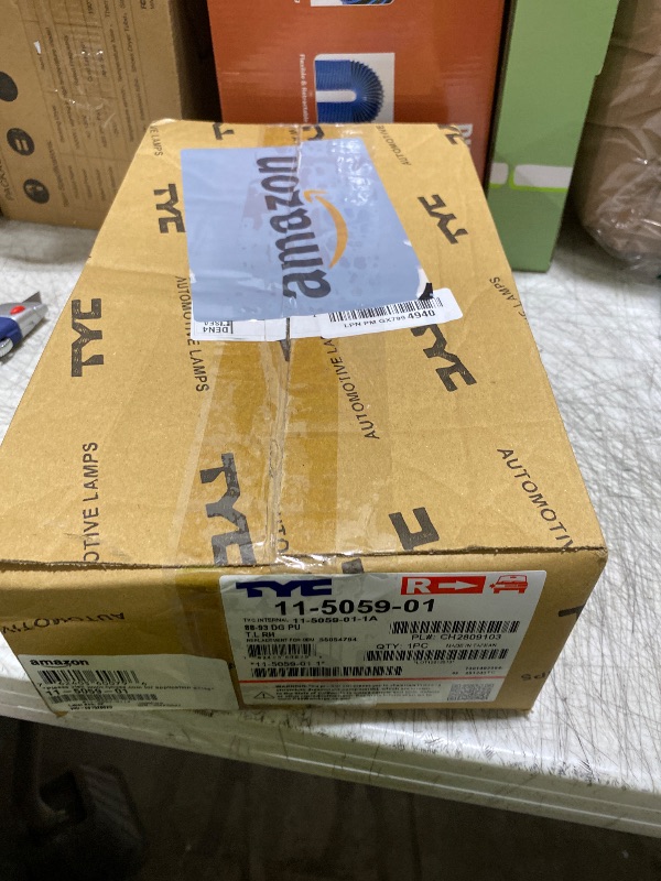 Photo 1 of TYC Right Tail Light Assembly Compatible with 1988-1993 Dodge PU