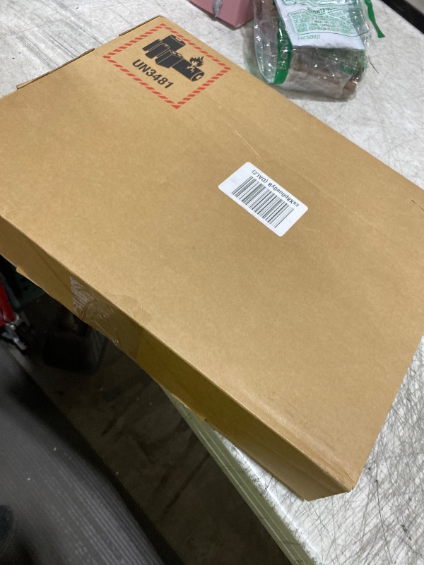 Photo 1 of Apple - MacBook Air 15-inch Laptop - Apple M4 Chip Built for Apple Intelligence - 24GB Memory - 512GB SSD - Midnight