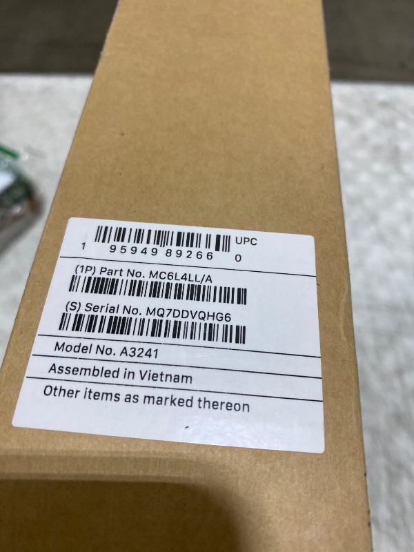 Photo 1 of Apple - MacBook Air 15-inch Laptop - Apple M4 Chip Built for Apple Intelligence - 24GB Memory - 512GB SSD - Midnight