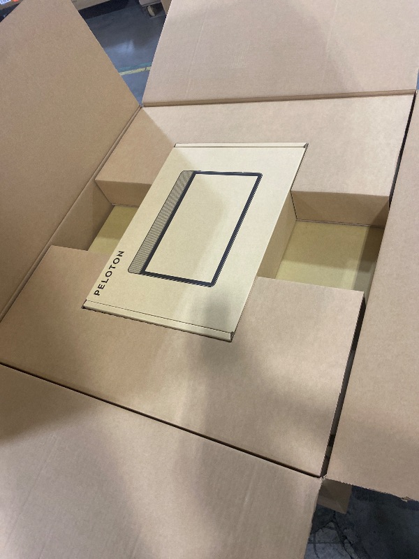 Photo 1 of Peloton Tread TR02