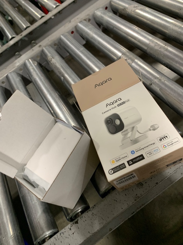 Photo 1 of Aqara 4MP Camera Hub G5 Pro PoE, True Color Night Vision Security Camera Outdoor, HomeKit Secure Video, Thread Border Router, Local Detection, Thread/Zigbee, Supports Alexa, Google, Smartthings, White