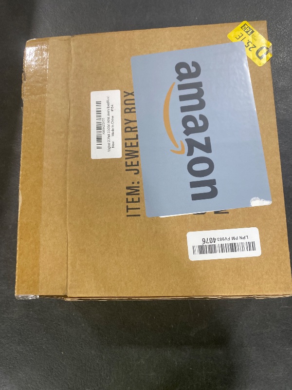 Photo 1 of Magicool Hanger Magicool 20 Pack 3.5x3.5x1 Inch Cardboard Jewelry box Necklaces,Bracelets,Earrings,Small Gift Packaging,Jewelry Gift Boxes Lids Filled Cotton(White), 3.5x3.5x1 Inch (Pack of 20)