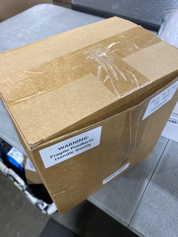 Photo 1 of Patelai 8 Packs 3 Tier Crystal Acrylic Clear Cake Stand with Gold Round Holder Acrylic Cupcake Stand Holder for Home Wedding Holiday Birthday Baby Shower Tea Party (Clear)