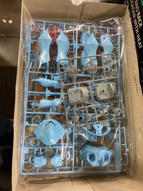 Photo 1 of KOTOBUKIYA Megami Device PUNI?MOFU Snow Toe, Total Height Approx. 5.9 inches (150 mm), 1/1 Scale Plastic Model