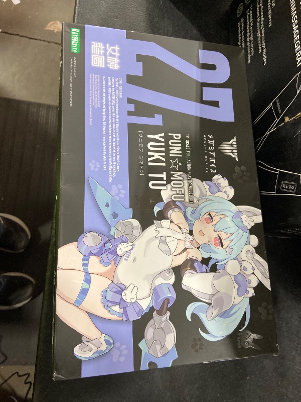 Photo 1 of KOTOBUKIYA Megami Device PUNI?MOFU Snow Toe, Total Height Approx. 5.9 inches (150 mm), 1/1 Scale Plastic Model