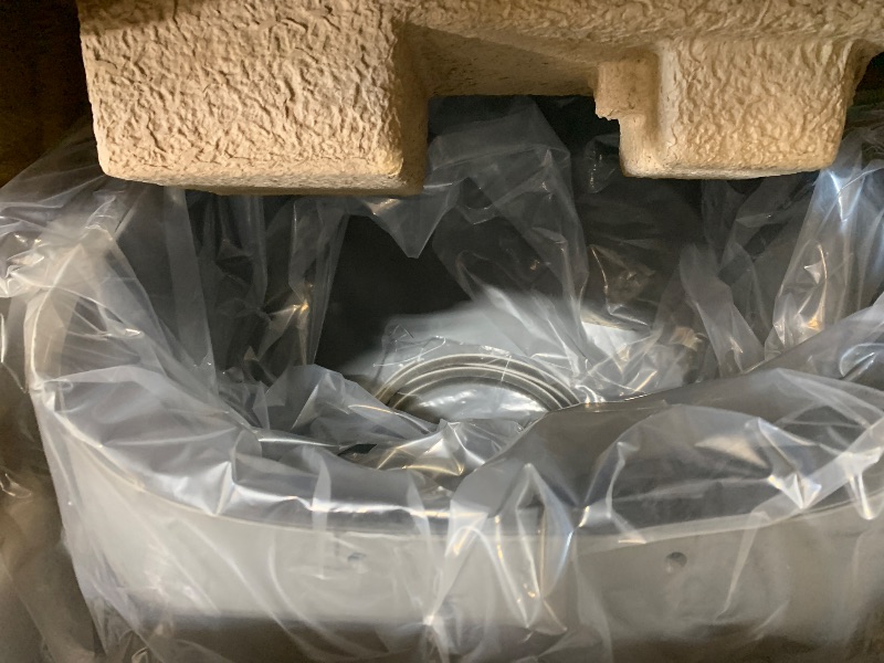 Photo 1 of Neakasa M1 Plus Open-Top Self-Cleaning Cat Litter Box, 360° Safety Sensors, Advanced Odor & Leak Control, Automatic for Large & Multi-Cat Homes, Litter Mat & 2 Rolls Refill Bags Included