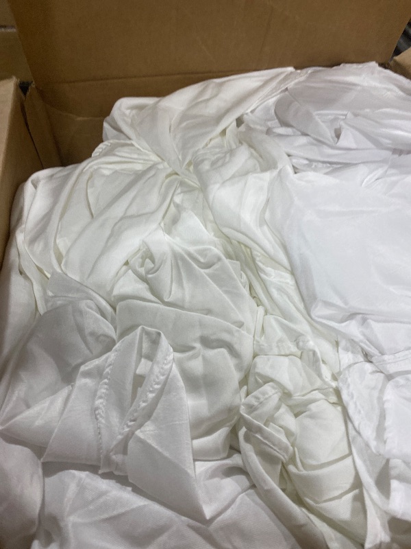 Photo 1 of 10 Pack White Round Tablecloths, 120 Inch Stain Resistant and Wrinkle Polyester Fabric Washable Table Clothes Cover for Kitchen Dining, Wedding, Reception Banquet, Birthday Party, Buffet Restaurant