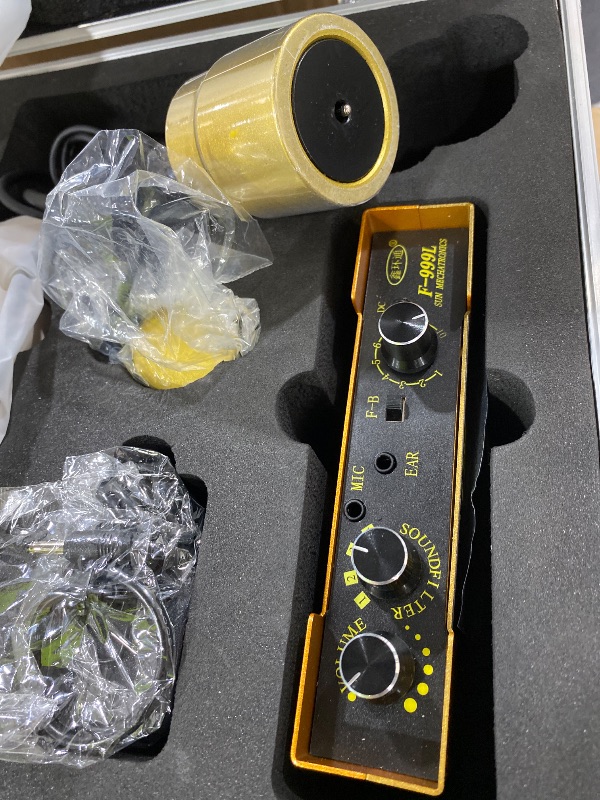 Photo 1 of Underground Water Leak Detector, Water Pipe Leak Detector, Two Size Sensors Precise Positioning, High-Sensitivity Digital Display Leakage Sensor, Carrying Case