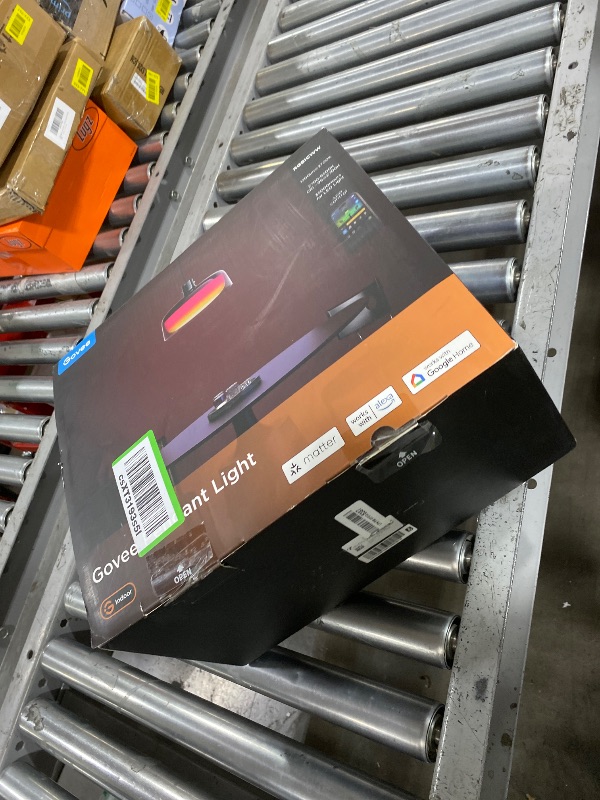 Photo 1 of Govee Pendant Light
