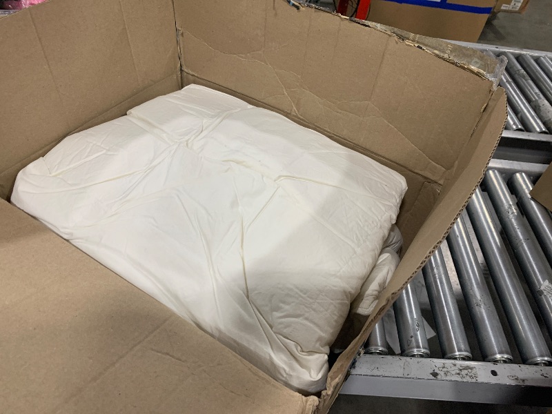 Photo 1 of DWR Heavyweight Down Feather Fibers Comforter King, Ultra-Soft Cotton Blend Fabric, 65oz Thicker Hotel Style Down Feather Fibers Duvet Insert for Cold Weather/Sleeper (106x90, White)