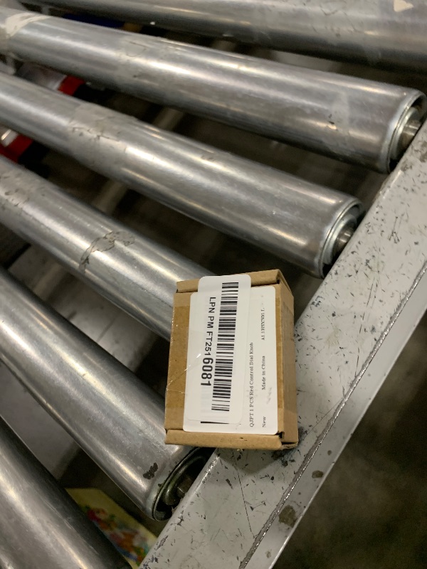 Photo 1 of 1 Pcs Control Dial Knob Compatible with Honeywell Water Heater Gas Valve,w/Spring. Plastic Control Dial Knob Replacement parts for Water heater,Fit for WV8840B,WV8840A And More