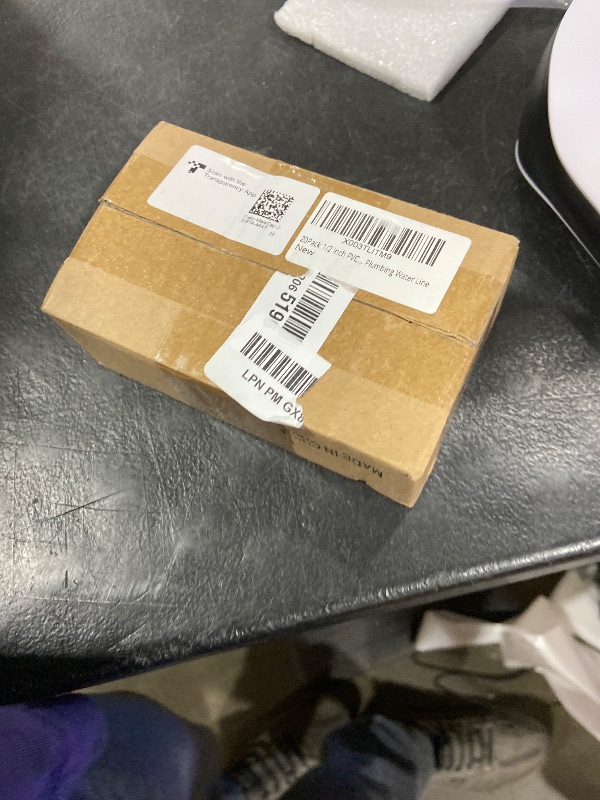 Photo 1 of **********MISSING PARTS*******
20Pack 1/2 Inch PVC Male Threaded Pipe End Cap SCH40 1/2" PVC NPT Male Cleanout End Cap Plug Adaptor for Plumbing Water Line