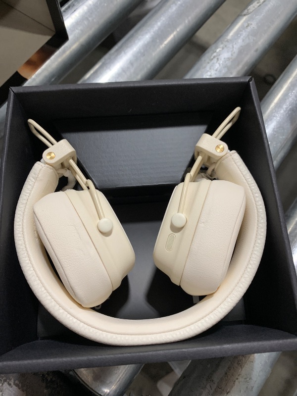 Photo 1 of Marshall Major V On-Ear Wireless Bluetooth Headphone - Cream