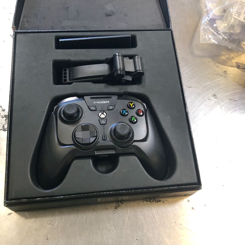 Photo 1 of PowerA XP-ULTRA Wireless Controller for Xbox Series X|S - Firmware update via App fixes WL disconnect, Officially licensed, mini-pad + grip, works on Xbox One, Windows 10/11, Android Mobile, and Smart TVs, Xbox Wireless, Game Pass Ultimate Trial, 60-Hr Ba