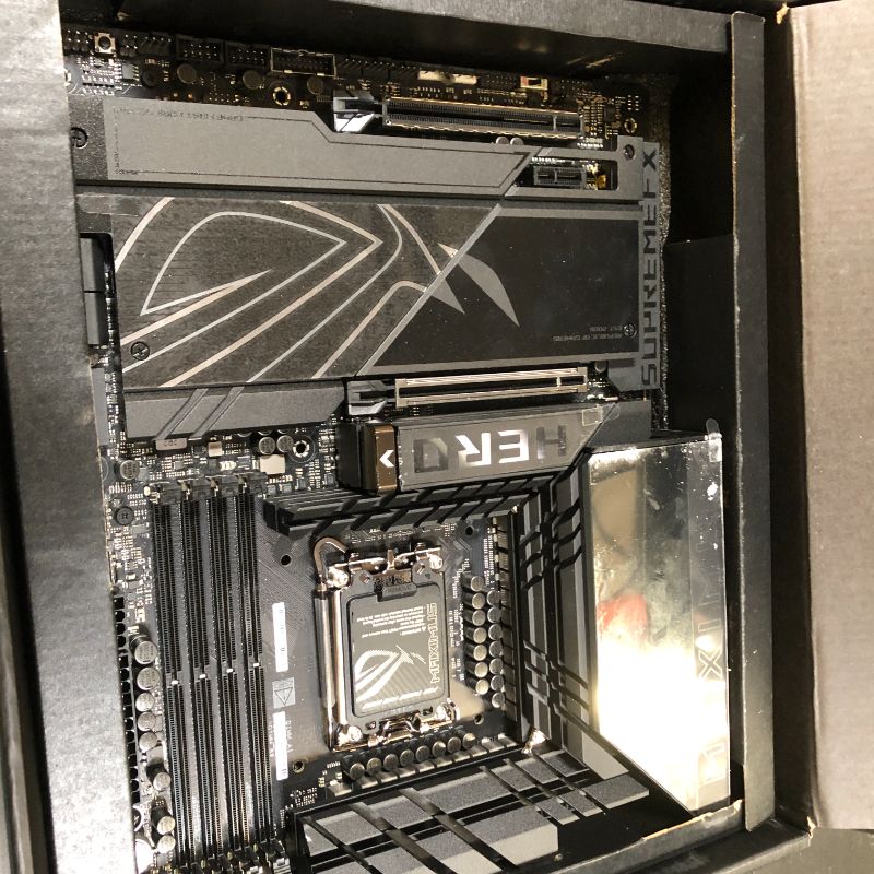 Photo 1 of ASUS ROG Maximus Z890 Hero Intel® Z890 LGA 1851 ATX Motherboard, Advanced AI PC-Ready, 22+2+1+2 Stages, DDR5, WiFi 7, 3X PCIe® 5.0 M.2, Thunderbolt™ 4, USB Type-C®, AI Overclocking/Cooling/Networking