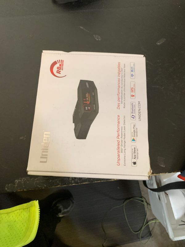 Photo 1 of Uniden R8W (new Model) Extreme Long Range Laser/Radar Detector, 360° Awareness, Directional Arrows, Wi-Fi, Bluetooth, GPS, Real-Time Voice Alerts, Red Light & Speed Camera Alerts, R/TACH App