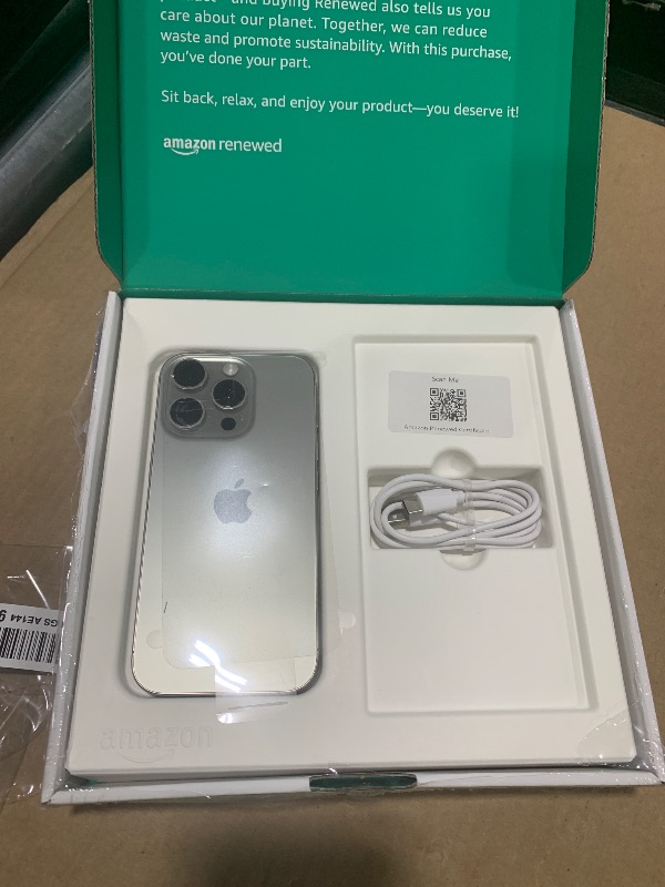 Photo 1 of Apple iPhone 16 Pro, US Version, 256GB, Natural Titanium - Unlocked (Renewed Premium)