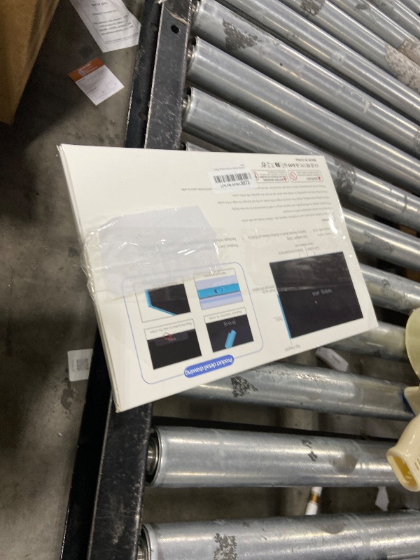 Photo 1 of LCD Writing Tablet 14.3in Bezel-Free Lightweight 0.75lb