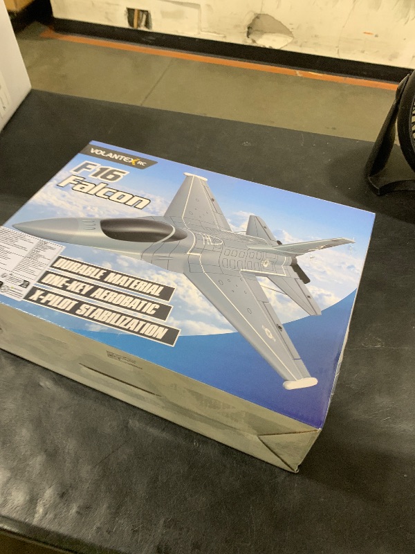 Photo 1 of volantexrc 4CH RC Plane 2.4GHz Jet F-16 Fighting Falcon RC Airplane Fighter Ready to Fly with Xpilot Stabilizer System, One Key Aerobatic Perfect for Adults ?Gray?