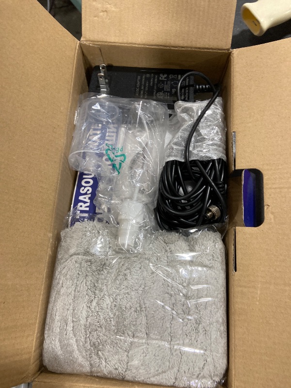 Photo 1 of Automatic Window Cleaning Robot, Window Cleaner Robot Auto Dual Spray, 2026 Model Robot Limpia Vidrios AI Path Planning, 3000Pa Suction, Remote Control, Edge Detection for Streak-Free Glass - SS1