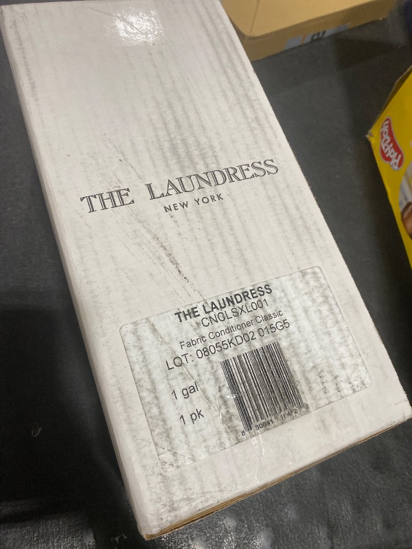 Photo 1 of The Laundress Signature Fabric Conditioner Classic, Concentrated Fabric Softener Liquid, Soften Fabrics, Reduces Static,128 Fl Oz