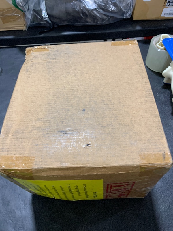 Photo 1 of SCITOO AC Compressor 1999-2000 for Cadillac Escalade 5.7L