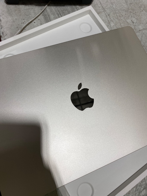 Photo 1 of Apple 2025 MacBook Air 13-inch Laptop with M4 chip: Built for Apple Intelligence, 13.6-inch Liquid Retina Display, 16GB Unified Memory, 256GB SSD Storage, 12MP Center Stage Camera, Touch ID; Starlight