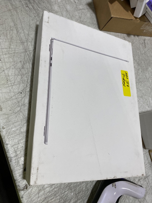 Photo 1 of Apple 2025 MacBook Air 15-inch Laptop with M4 chip: Built for Apple Intelligence, 15.3-inch Liquid Retina Display, 24GB Unified Memory, 512GB SSD Storage, 12MP Center Stage Camera, Touch ID; Silver
